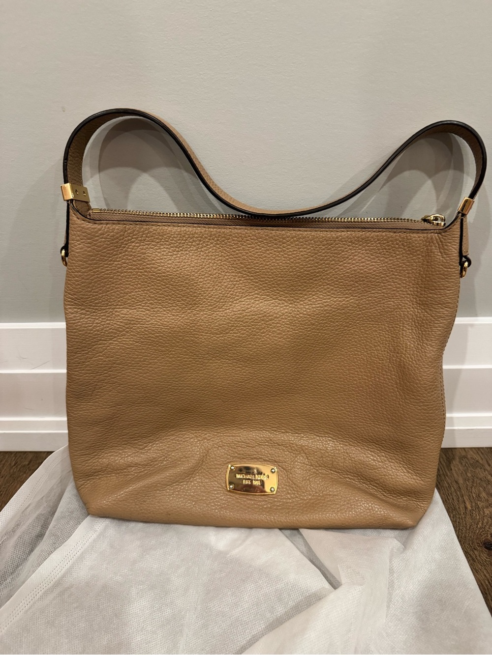 Michael Kors Pebbled Leather Shoulder Hobo in Tan